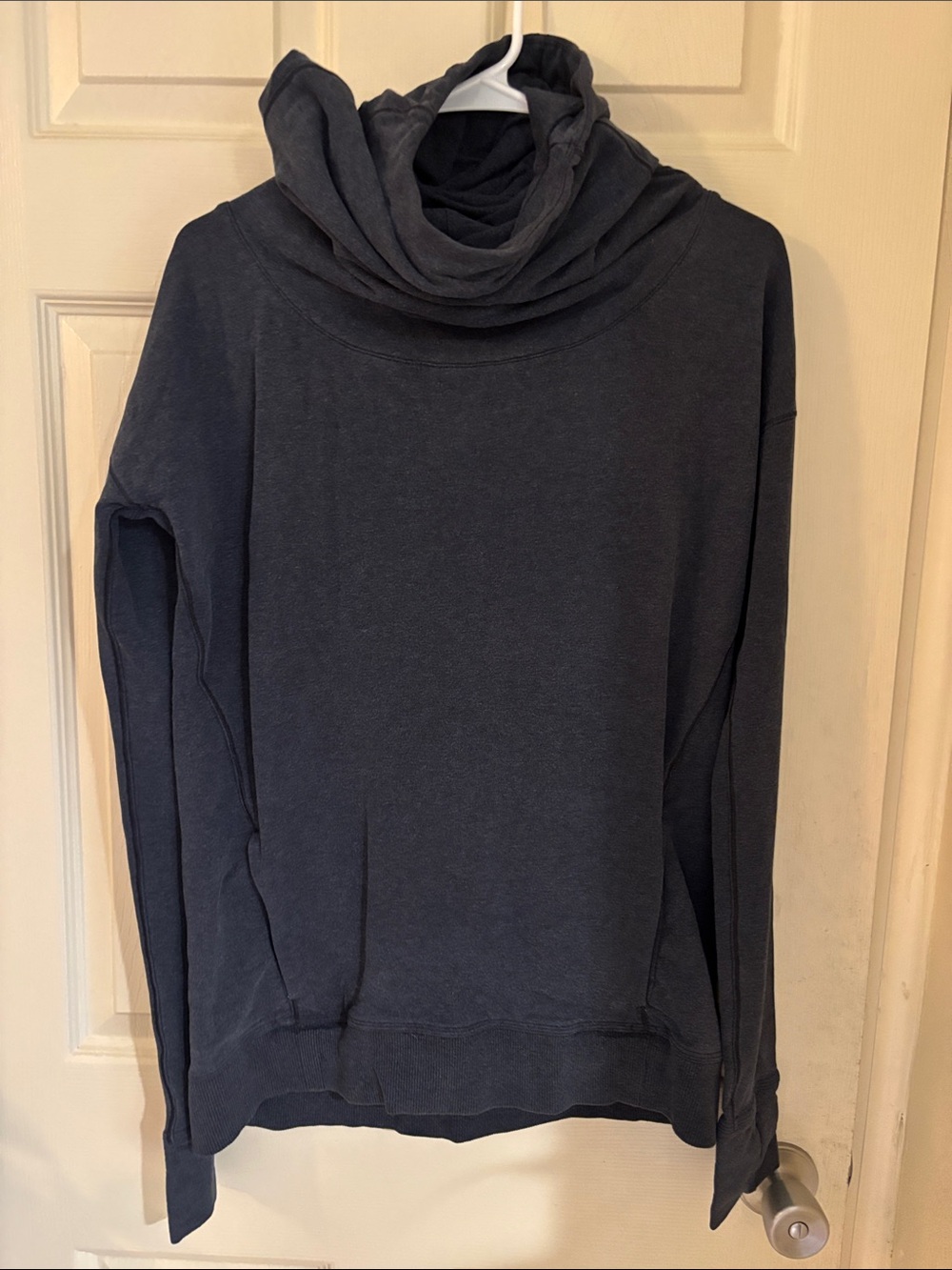 I lululemom Cozy Dark Gray Funnel Neck Sweatshirt